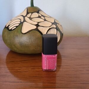 Pink Nail Strengthening Treatment - Protective Pink Polish